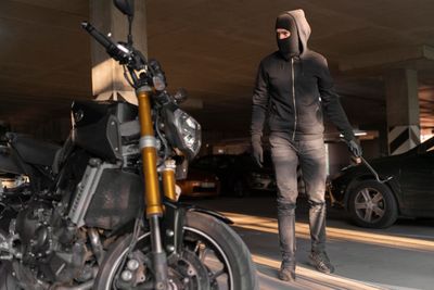Pria di Cipondoh Kena OTT saat Beraksi Curi Motor, Ujungnya Diciduk Warga