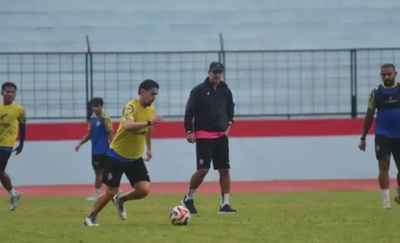 Diguyur Hujan dan Tetap Puasa, Arema FC Gas Pol Jelang Lawan Bali United