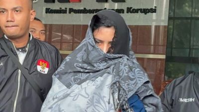 Kasus Korupsi Bupati Pekalongan: Fadia Arafiq Ditangkap KPK