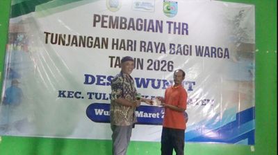 Hore! Ribuan Warga Desa Wunut Dapat THR Rp250 Ribu per Orang dari Keuntungan Bumdes