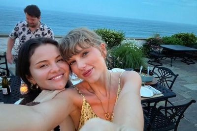 Bukan Sekadar Teori, Selena Gomez Akui Lagu Dorothea Taylor Swift Adalah Tentang Dirinya