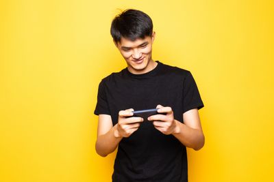 6 Aplikasi Game Penghasil Uang yang Legal, Main Sambil Dapat Uang!