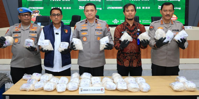 Polda Riau Gagalkan Peredaran 23 Kg Heroin di Bengkalis, Tiga Tersangka Ditangkap