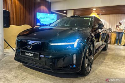 Spesifikasi Sedan Listrik Volvo ES90 Beserta Fiturnya, Berapa Harganya?