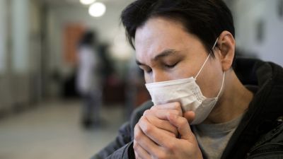 Penyebab dan Solusi Batuk Kering yang Mengganggu Tidur Malam