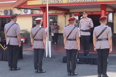 Sertijab Kasat Reskrim dan Kapolsek Tarakan Barat, Kapolres Tekankan Inovasi dan Pelayanan Publik