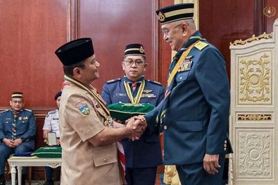 Apresiasi Dukungan Kepramukaan, Malaysia Anugerahi Wali Kota Jambi Medali Semangat Rimba Silver