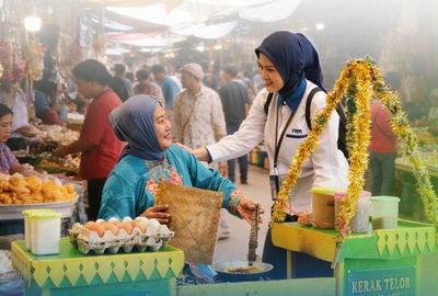 Tumbuh Bersama PNM, Perempuan Gerakkan Ekonomi Keluarga hingga Komunitas