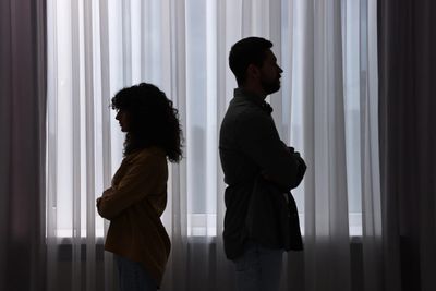 5 Kebiasaan yang Bisa Merusak Kebahagiaan Hubungan