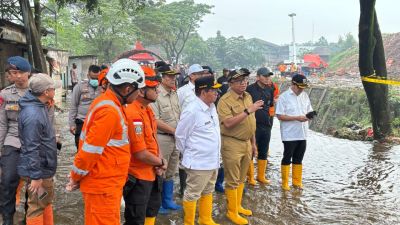 Tindakan Darurat Pasca Longsor di Bantargebang: Pengiriman Sampah Dibatasi