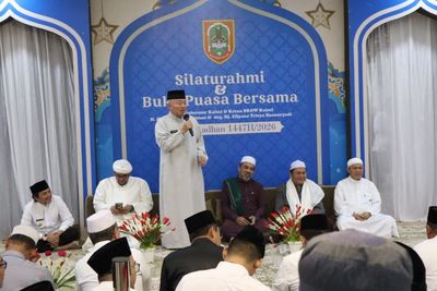 Perkuat Sinergi Pembangunan, Gubernur Kalsel H. Muhidin Tekankan Kebersamaan di Momen Ramadan