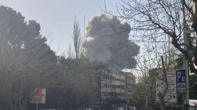 Drone Iran Targetkan Kilang Minyak Haifa, Alarm Serangan Udara Aktif di Tel Aviv dan Yerusalem