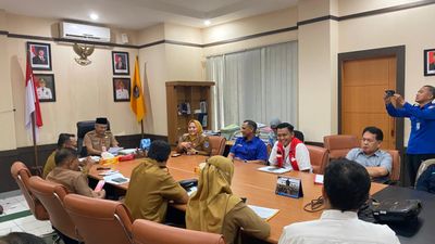 Camat Sisca Maya Crenata Mendukung Penyaluran LPG 3 Kg Tepat Sasaran