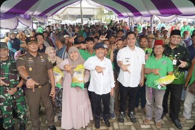 Hadir Untuk Masyarakat Bahari, Menteri KKP Resmikan Kampung Nelayan di Jepara