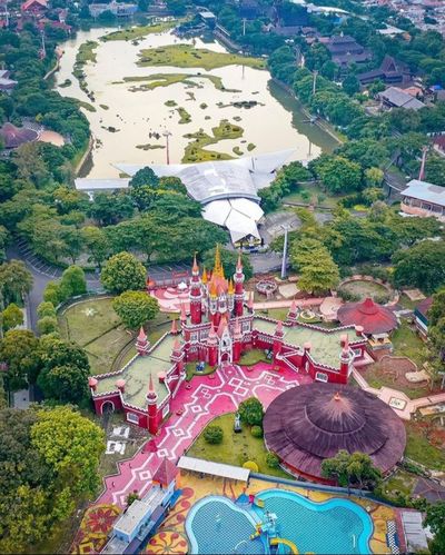 Menghadirkan Ikon Banua di Jakarta: Dermaga Pasar Terapung Kalsel Segera Diresmikan di TMII