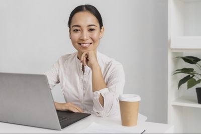 5 Zodiak Wanita yang Dikenal Paling Mandiri, Salah Satunya Kamu?