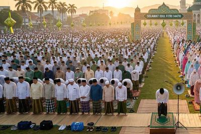 Berapa Kali Takbir Sholat Idul Fitri? Ini Rincian Jumlah, Tata Cara, dan Bacaannya