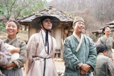 Film The King s Warden Lampaui Exhuma, Jadi Salah Satu Film Terlaris Korea!