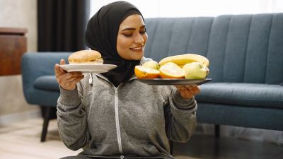 Strategi Bijak Menjaga Pola Makan Sehat di Akhir Bulan Puasa