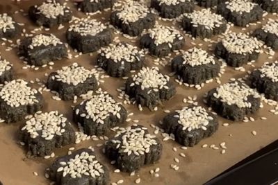 Kue Kering Unik! Resep Sagu Ketan Hitam Keju Cookies yang Renyah dan Bikin Nagih