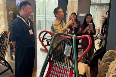 Mahasiswa Untar Raih Best Booth University di IFEX 2026 Lewat Desain Furnitur Berbasis Warisan Budaya