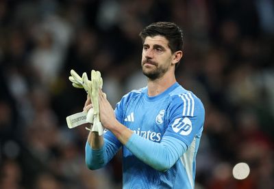 Courtois Rupanya Semangati Kiper Muda Tottenham usai Blundernya Lawan Atletico Madrid
