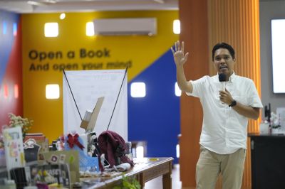 Kata Akademisi UMY Sebut Medsos Masih Bisa digunakan Pada Anak