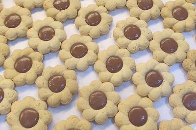 Rekomendasi Kue Lebaran! Resep Cadbury Gluten Free Cookies yang Renyah dan Lumer di Mulut