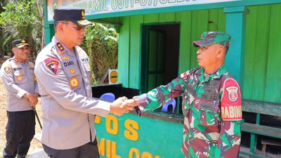 Kapolda Kaltara Tinjau Pos Pengamanan Operasi Ketupat di Perbatasan