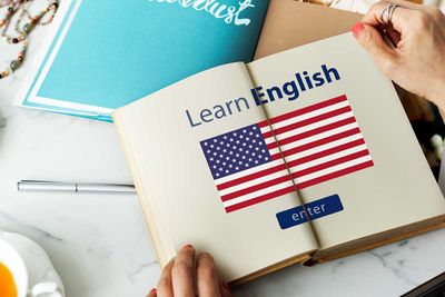 8 Parts of Speech dalam Bahasa Inggris: Pengertian, Macam, dan Contohnya