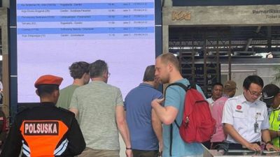 KAI Daop 3 Cirebon Siapkan 7 Perjalanan KA, 52.815 Tiket Sudah Ludes Terjual
