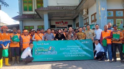 636 Pasukan Oranye Banda Aceh Terima Bantuan Lebaran dari Pemko dan Bank Aceh Syariah