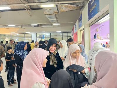 171 Anak Yatim Jaya Baru Diajak Belanja Baju Lebaran oleh Wali Kota Banda Aceh