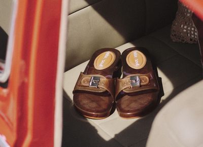 Inspirasi Sandal Lebaran, Nyaman Dipakai dan Punya Sentuhan Vintage Timeless