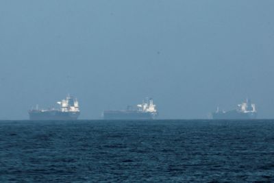 Iran Tantang Donald Trump: Jika Berani Kirim Kapal Perang ke Teluk Persia