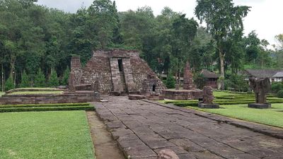 5 Fakta Menarik Candi Sukuh di Lereng Gunung Lawu yang Sarat Misteri