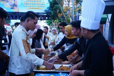 Bukan Ngabuburit Biasa, UMM Bawa Misi Lingkungan dan Live Cooking ke Jantung Kota Malang