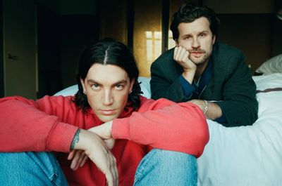 7 Lagu LANY Paling Populer, Wajib Hafal Sebelum Ikut Konser!