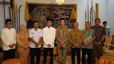 Menpar Tinjau Cirebon, Pastikan Kesiapan Wisata dan Transportasi Jelang Libur Panjang