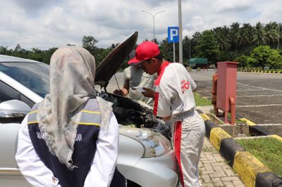 Pengelola Tol Lampung Beri Pelayanan Cek Kendaraan Gratis bagi Pemudik
