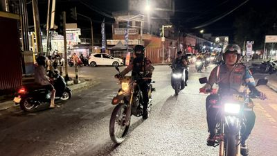 Patroli hingga Dini Hari, Kapolres Pinrang Pastikan Wilayah Kondusif Selama Ramadhan
