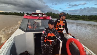 Operasi SAR Hari Kedua, Basarnas Sisir Sungai Sesayap Cari ABK Hilang