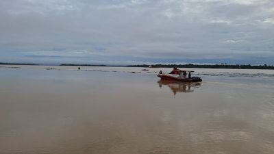 Tim SAR Sisir Sungai Sesayap, ABK Hilang Sejak Kamis Masih Dicari