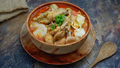 Sering Makan Seblak Picu Kista Rahim? Simak Penjelasan Medis yang Jarang Diketahui Wanita!