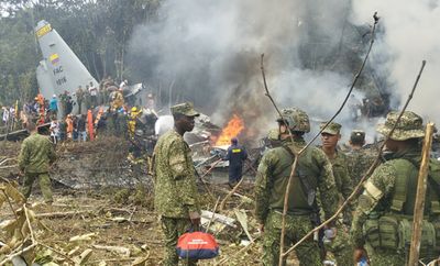 Pesawat Militer Hercules C-130 Kolombia Jatuh saat Lepas Landas, 66 Tewas