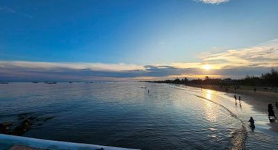 5 Tempat Sunrise Terbaik di Tanah Bumbu, View-nya Bikin Takjub!