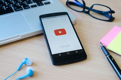 Strategi dan Cara Optimasi YouTube Shorts agar Konten Berpotensi Viral
