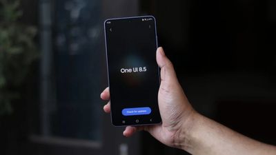 Webcam Laptop Buram? Fitur Rahasia One UI 8.5 Ini Sulap Galaxy S26 Jadi Kamera Pro 1080p