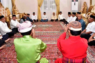 12 Upacara Adat Hari-Hari Besar Islam di Gorontalo: Tradisi yang Bersendikan Syariat
