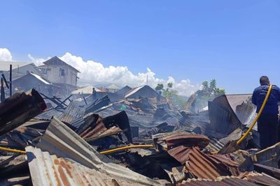 14 Rumah Terbakar di Permukiman Padat Singkil, Kota Manado